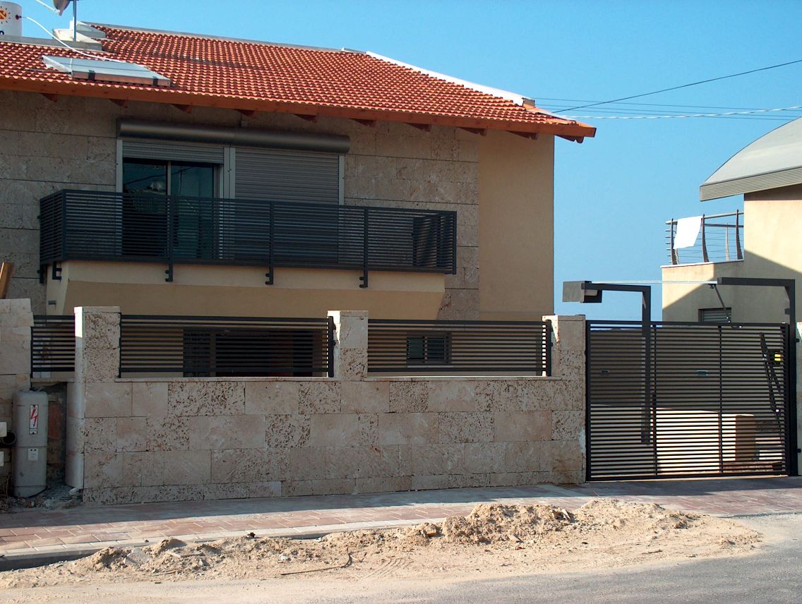 מעקות - מעקה דגם הייטק - מעקה דגם הייטק